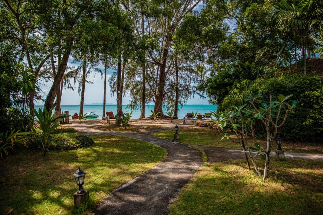 Anahata Resort Lipa Noi Exteriér fotografie